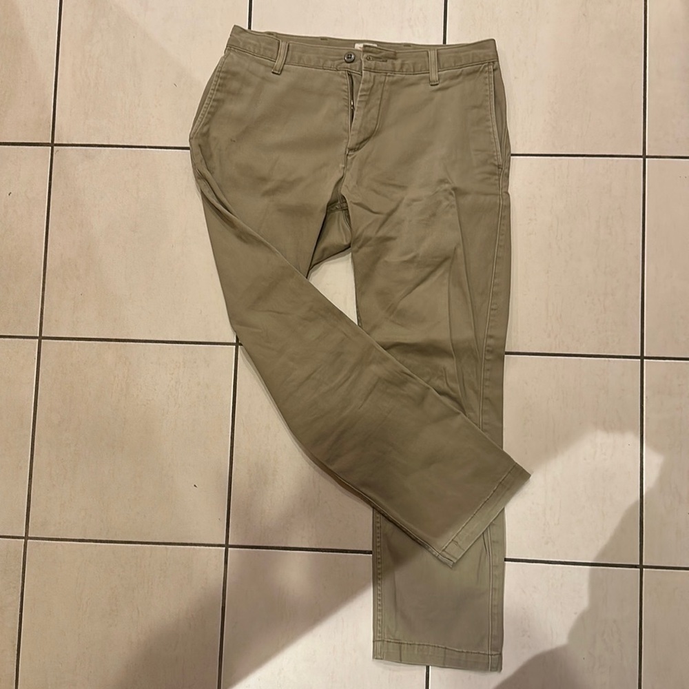 tan color, khaki pants, 30 x 30, Atheltic